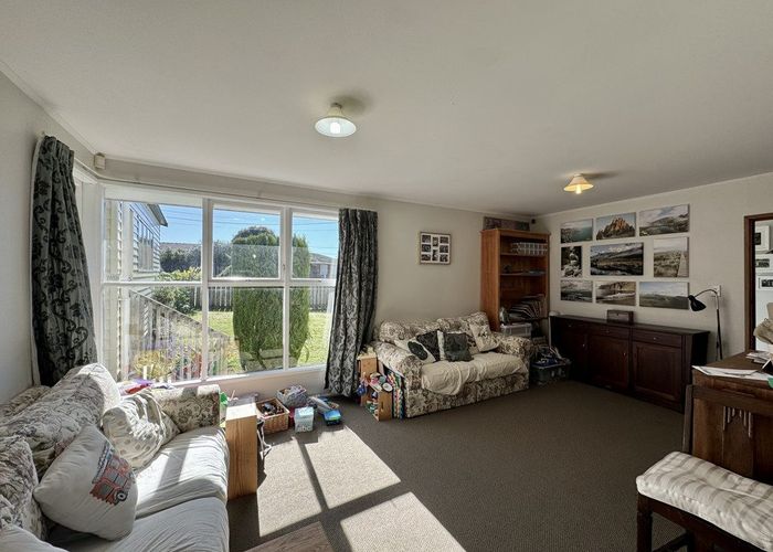  at 2 Almond Place, Mount Wellington, Auckland City, Auckland