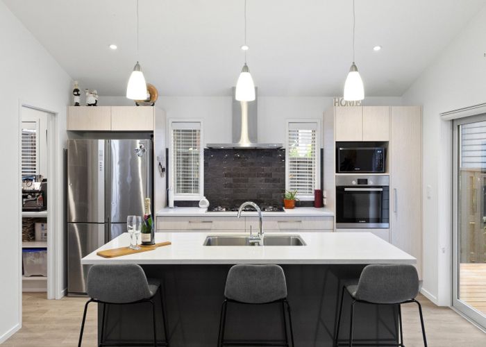  at 11 Knoll Rise, Pukekohe, Pukekohe