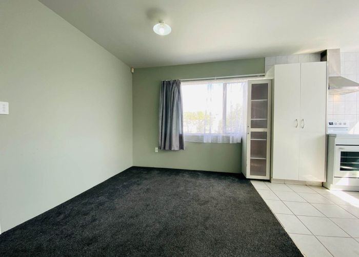  at 1/10 Solveig Place, Randwick Park, Manukau City, Auckland