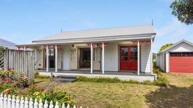  at 1 Eruini Street, Waikanae Beach, Waikanae