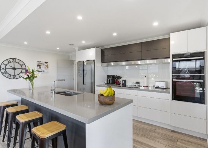  at 19 Taranui Way, Paraparaumu Beach, Paraparaumu