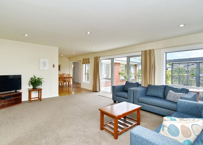  at 4 Mcfaddens Road, St Albans, Christchurch