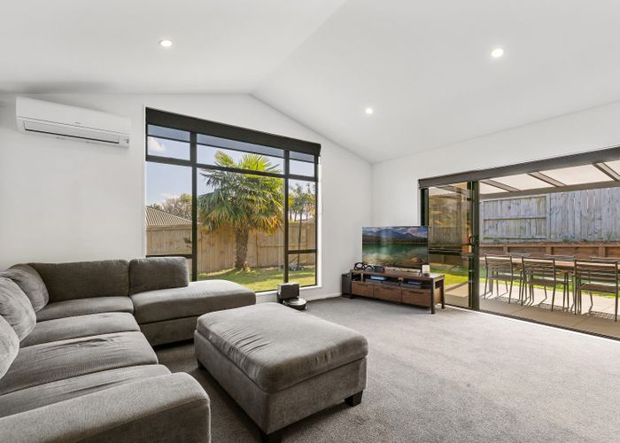  at 18 Rosella Drive, Welcome Bay, Tauranga
