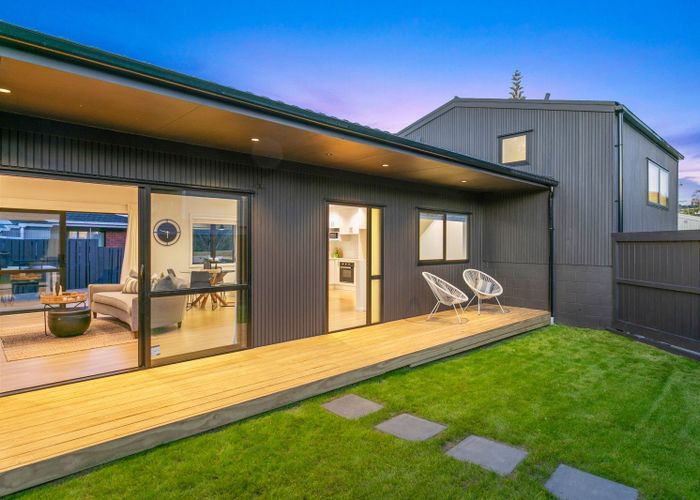  at 13 Davita Place, Farm Cove, Manukau City, Auckland