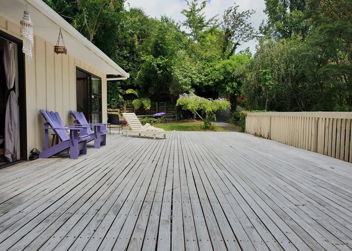  at 2/52B Pleasant Road, Glen Eden, Auckland