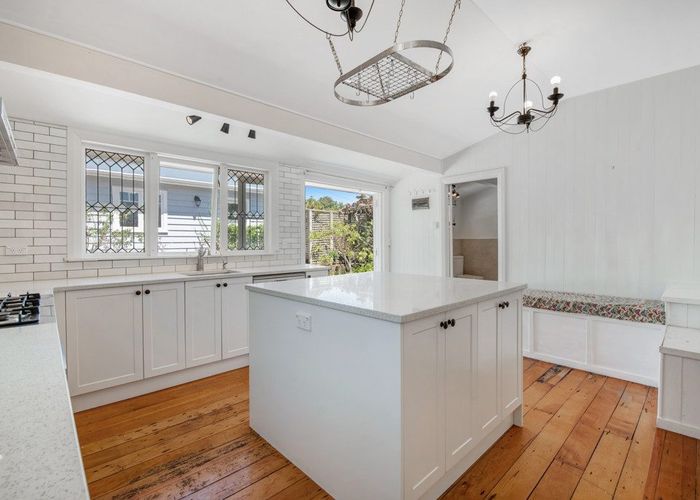  at 14 Tiri Road, Manly, Whangaparaoa