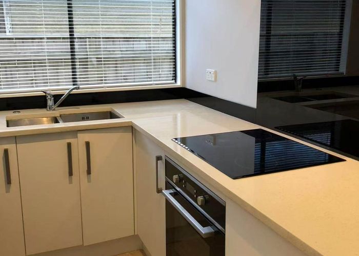  at 2/23 Tonkin Drive, Sunnynook, North Shore City, Auckland