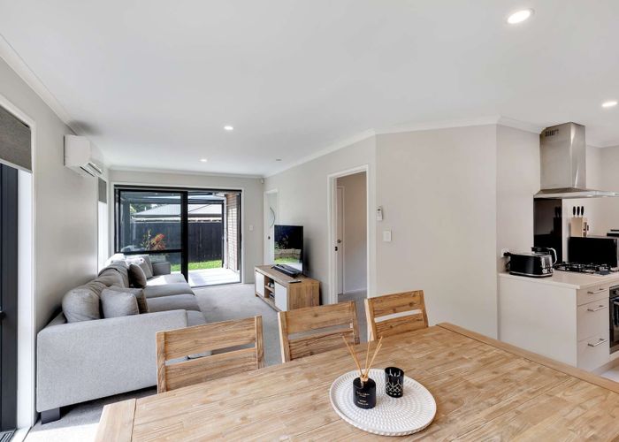  at 12 Farmland Road, Papakura, Papakura