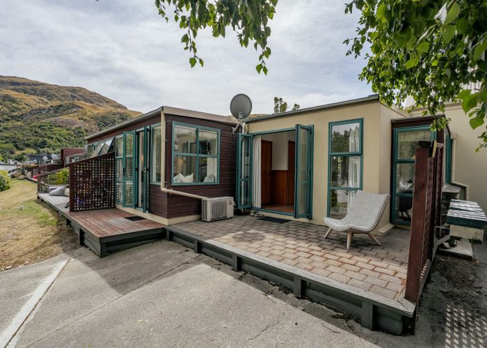  at 69-70/4 Lake Avenue, Frankton, Queenstown-Lakes, Otago