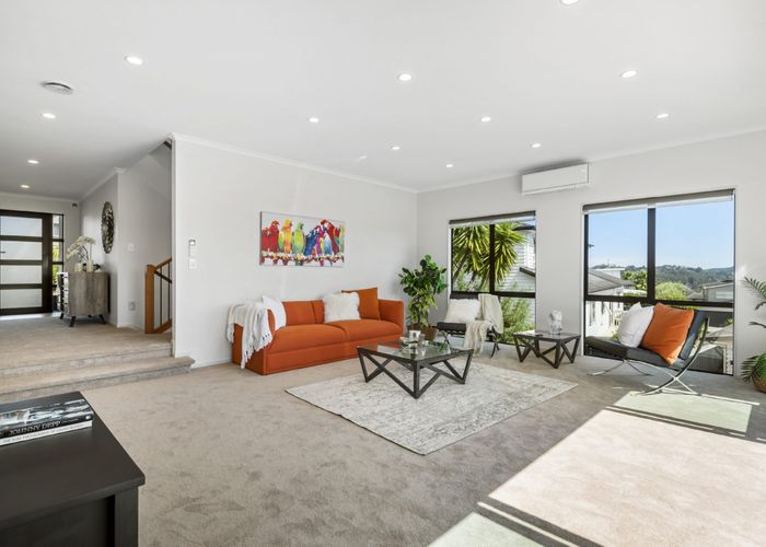  at 74 Oakway Drive, Schnapper Rock, North Shore City, Auckland