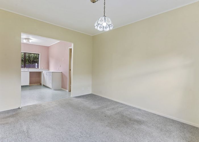  at 2/162 Whitford Road, Somerville, Manukau