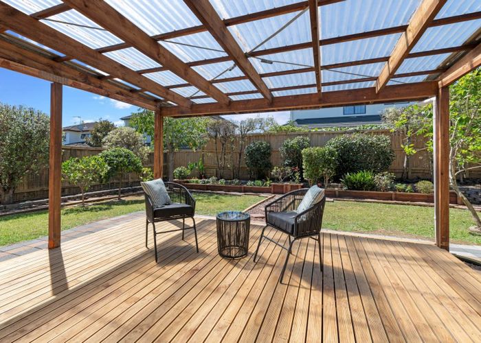 at 20 Silverwood Drive, Flat Bush, Auckland