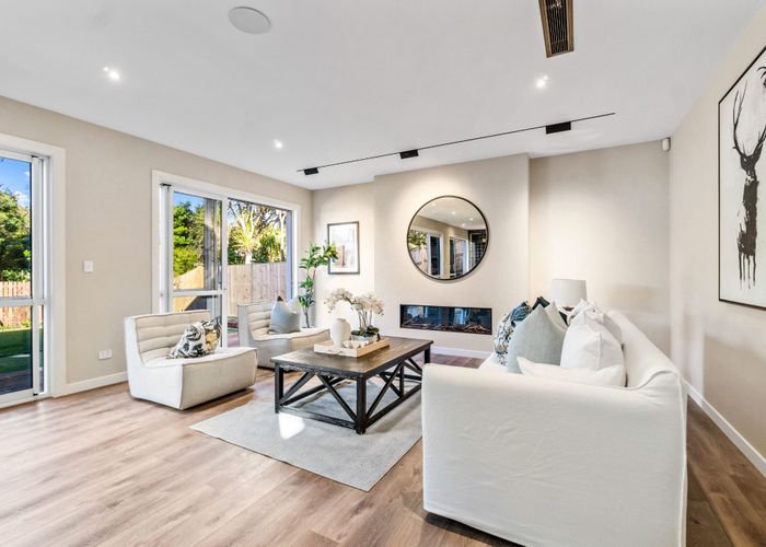  at 9C Olwyn Place, Greenhithe, North Shore City, Auckland
