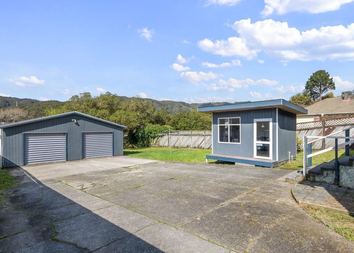  at 8 Logie Street, Stokes Valley, Lower Hutt
