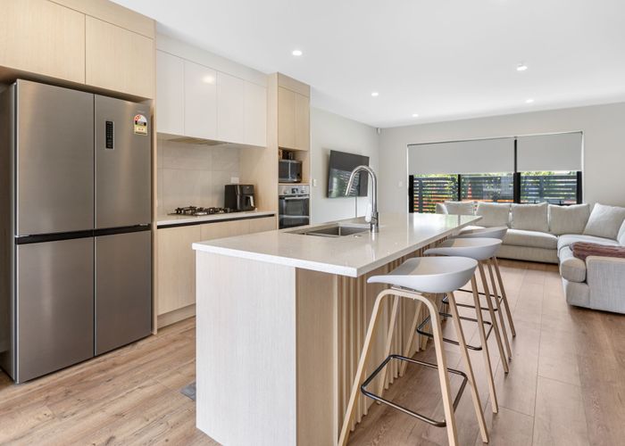  at 1/37 Casey Ave, Fairfield, Hamilton, Waikato