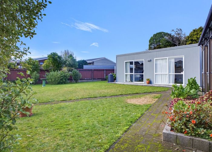  at 205 Mangorei Road, Merrilands, New Plymouth