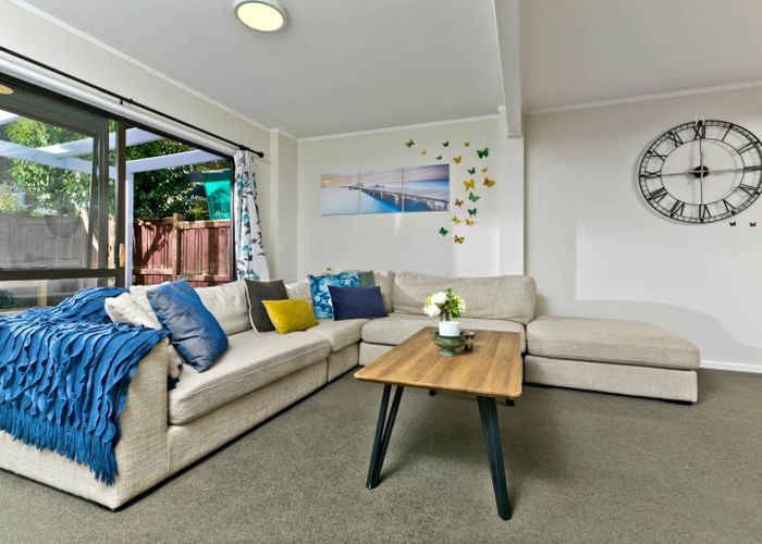  at 15H Roseberry Avenue, Birkenhead, North Shore City, Auckland