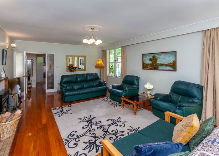  at 209 Main Road North, Otaihanga, Paraparaumu