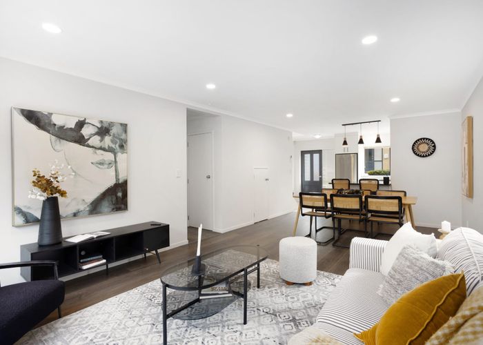  at 15/55 Verbena Road, Birkdale, North Shore City, Auckland