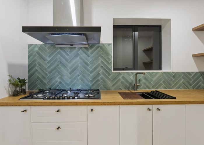  at 3B Serrata Place, Browns Bay, North Shore City, Auckland