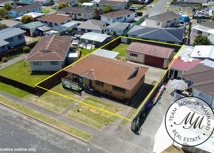  at 29 Darnell Crescent, Clover Park, Auckland