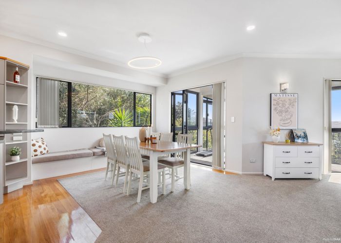  at 31 Kittiwake Drive, Schnapper Rock, Auckland
