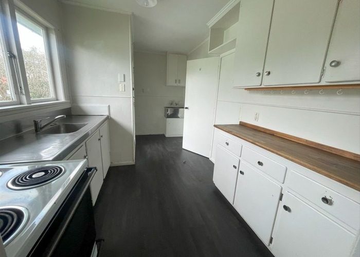 at 10 Celia Place, Mangere East, Manukau City, Auckland
