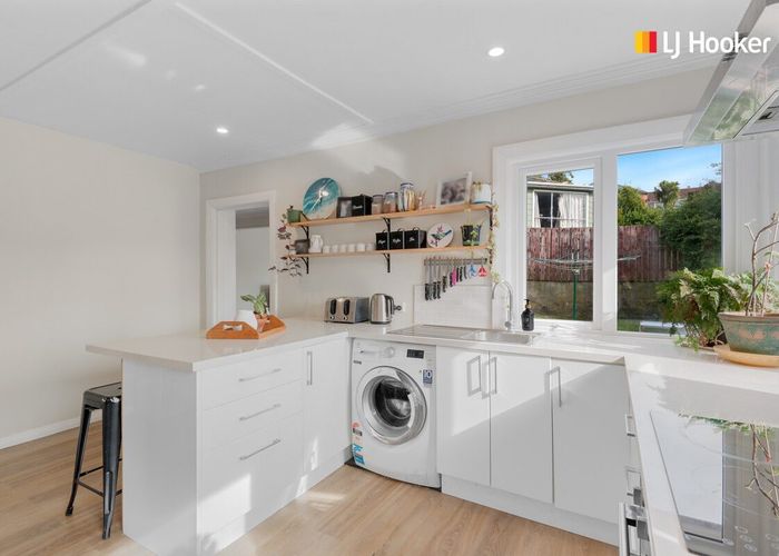  at 8 Corbett Street, Green Island, Dunedin