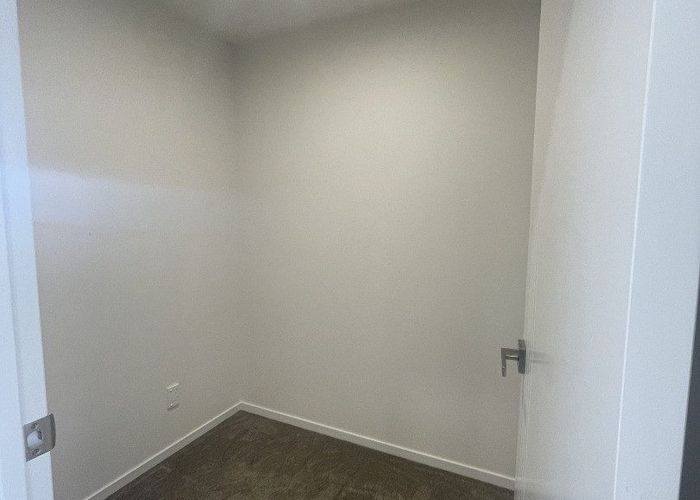  at 7/1 Sylvan Crescent, Te Atatu South, Waitakere City, Auckland