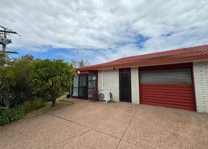  at 1/60 Nikau Street, New Lynn, Auckland