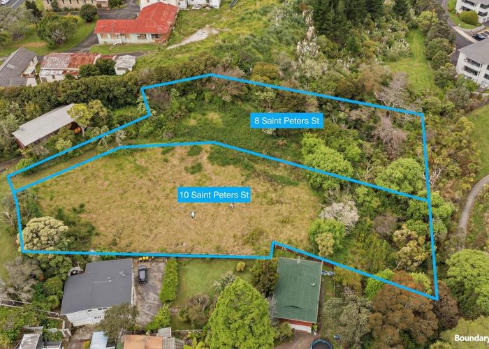  at 8-10 St Peters Avenue, Northcote, North Shore City, Auckland