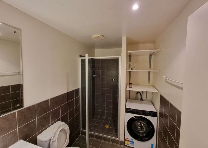  at 32 Eden Crescent, City Centre, Auckland City, Auckland