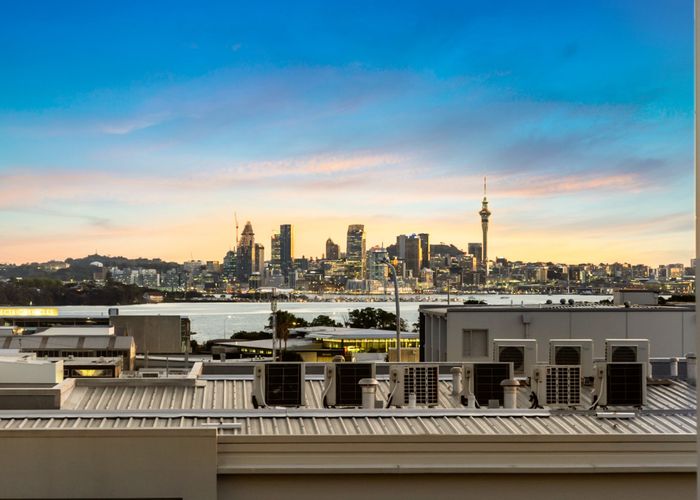  at 207/8A Lake Pupuke Drive, Takapuna, North Shore City, Auckland