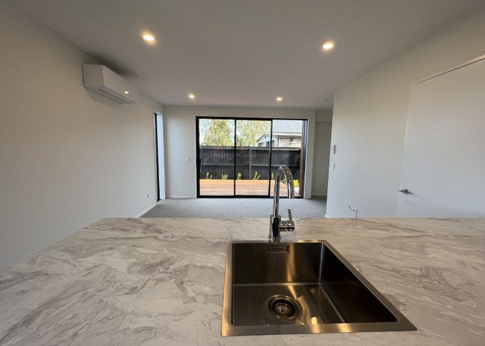  at 1/387 Armagh St, Linwood, Christchurch City, Canterbury