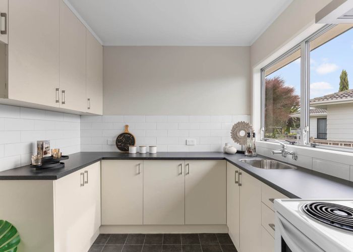  at 20 Halyard Place, Te Atatu Peninsula, Waitakere City, Auckland