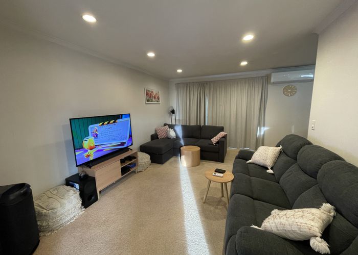  at 25 Glanworth Place, Dannemora, Auckland