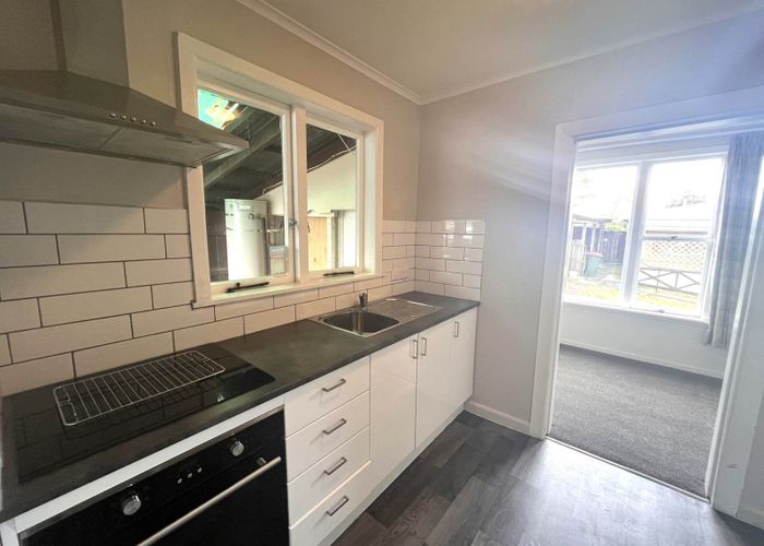  at 35A Glengarry Road, Glen Eden, Waitakere City, Auckland