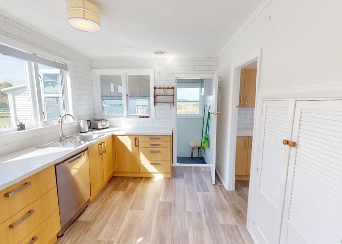  at 5 Bastia Avenue, Bastia Hill, Whanganui, Manawatu / Whanganui