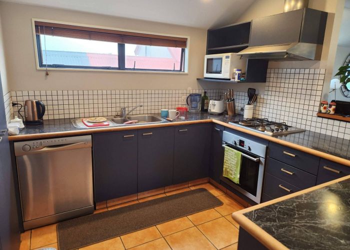  at 411 Marine Parade, South New Brighton, Christchurch