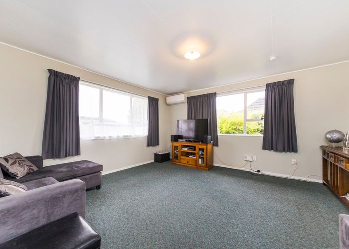  at 15 Meadowbrook Drive, Cloverlea, Palmerston North