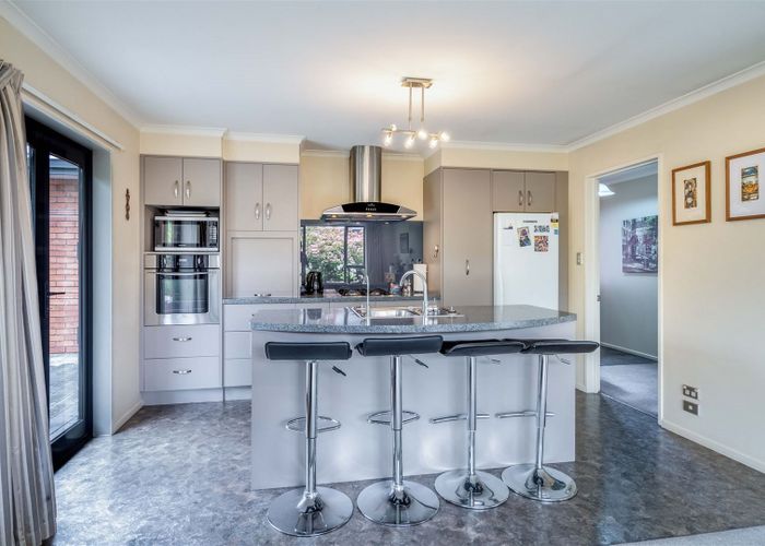 Recently sold 42 Chelmsford Street, Windsor, Invercargill homes.co.nz