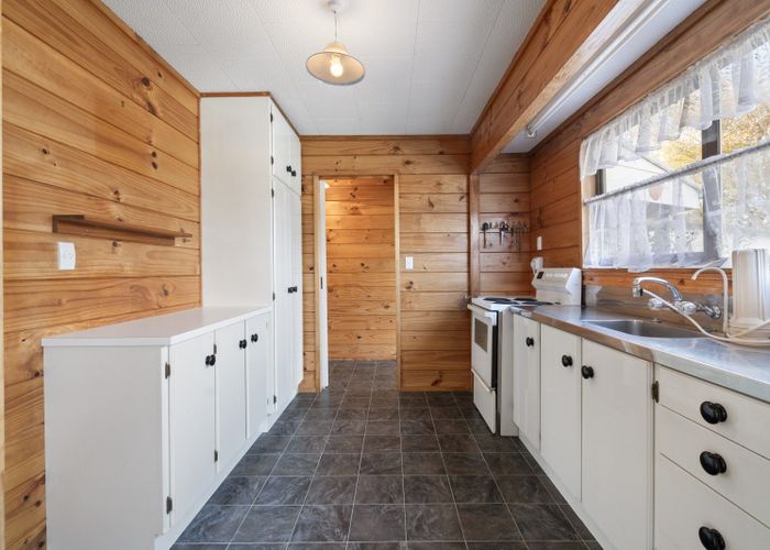  at 37 Pukepapa Road, Marton, Marton