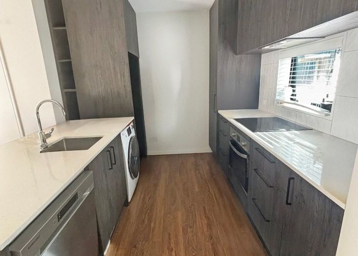  at 4/325 Lincoln Road, Addington, Christchurch City, Canterbury