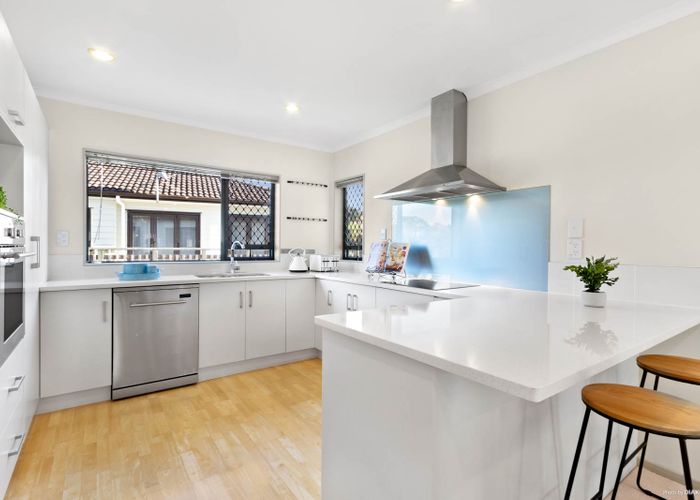  at 31 Bradnor Meadows Drive, Swanson, Auckland