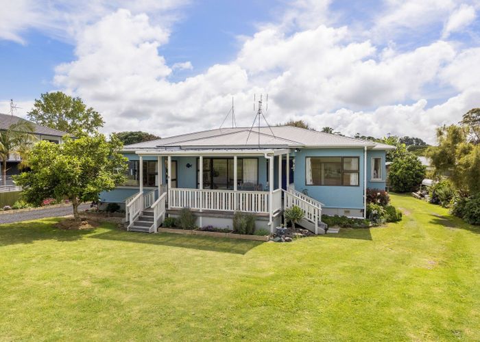  at 5 Esplanade Road, Tahawai, Katikati