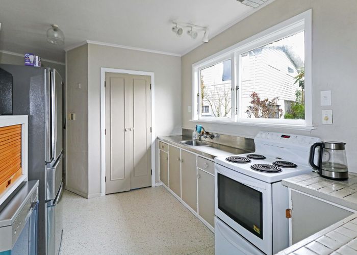  at 22 Vista Grove, Kelson, Lower Hutt, Wellington