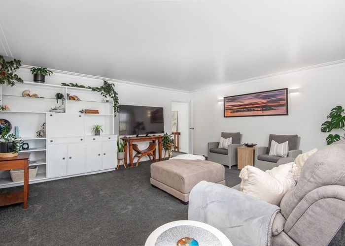  at 3 Granville Terrace, Belleknowes, Dunedin