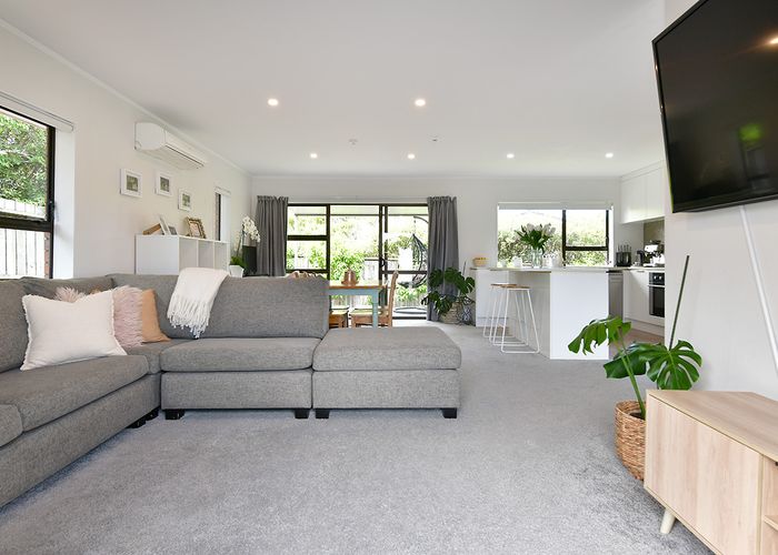  at 2/167 Deep Creek Road, Torbay, Auckland