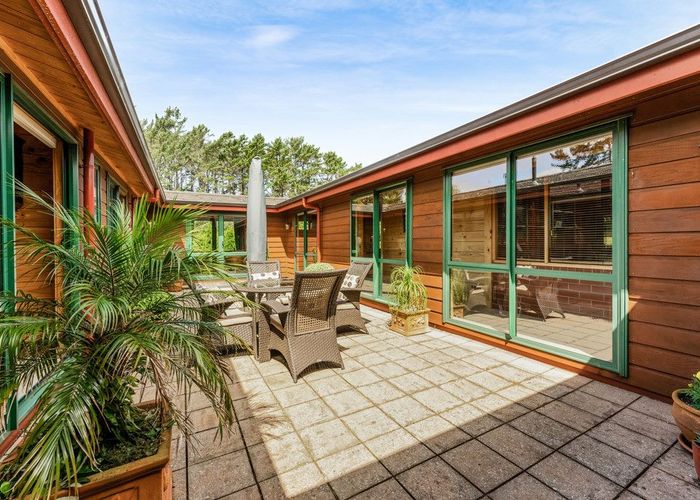  at 66 Parrs Road, Hurworth, New Plymouth
