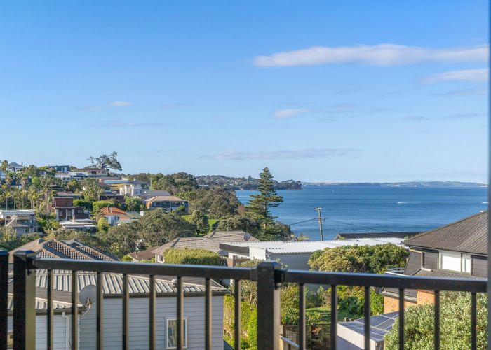  at 1A Beulah Avenue, Rothesay Bay, North Shore City, Auckland